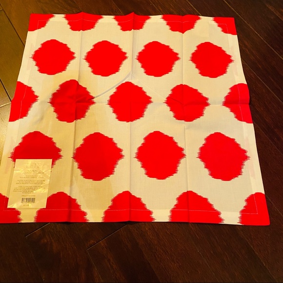 4 NWT Fete Napkins Red and White 20” x 20” 100% Cotton - Picture 4 of 5